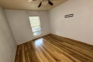 305 S Willow St, Mansfield, TX 76063 - Photo 14