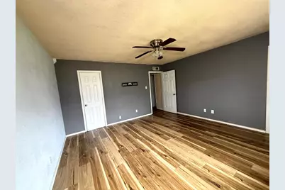 305 S Willow Street, Mansfield, TX 76063 - Photo 22