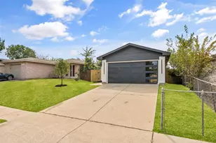 10232 Blackjack Oaks Dr, Dallas, TX 75227 - Photo 2