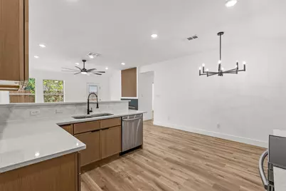 10232 Blackjack Oaks Drive, Dallas, TX 75227 - Photo 18