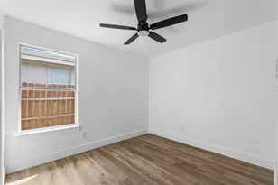 10232 Blackjack Oaks Dr, Dallas, TX 75227 - Photo 20