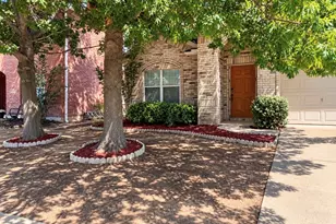 3121 Evangeline Rd, Fort Worth, TX 76140 - Photo 2