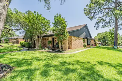 2211 Midhurst Drive, Arlington, TX 76013 - Photo 2