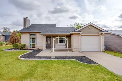 507 Heather Drive, Granbury, TX 76048 - Photo 1