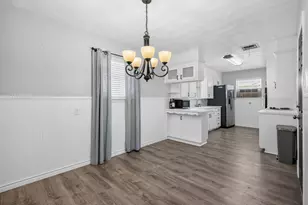 2113 David Dr, Fort Worth, TX 76111 - Photo 10