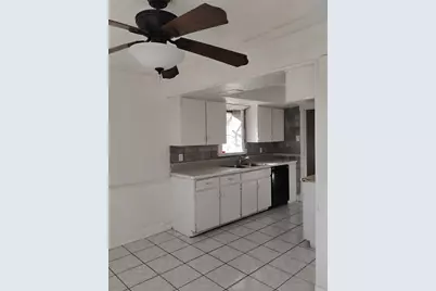2789 Rollingdale Lane, Farmers Branch, TX 75234 - Photo 2