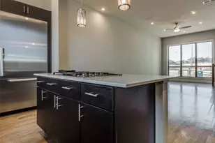 101 Decker Ct, Irving, TX 75062 - Photo 6