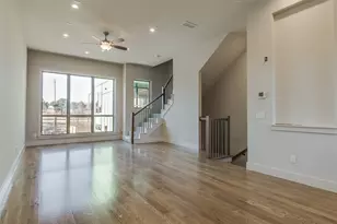 101 Decker Ct, Irving, TX 75062 - Photo 14