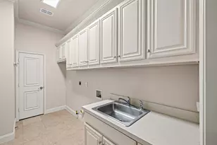 1900 Wilder Ln, Arlington, TX 76006 - Photo 16