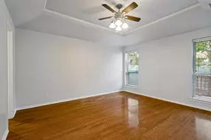 2144 S Winding Creek Dr, Grapevine, TX 76051 - Photo 6