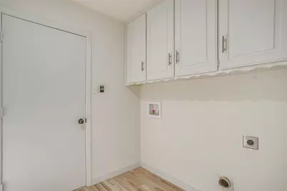 2421 Meadow View, Bedford, TX 76021 - Photo 16