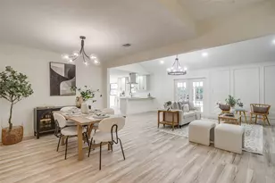 2421 Meadow Vw, Bedford, TX 76021 - Photo 4