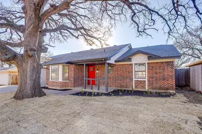 2421 Meadow View, Bedford, TX 76021 - Photo 2
