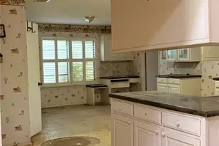 200 Windridge Trail, Burleson, TX 76028 - Photo 6
