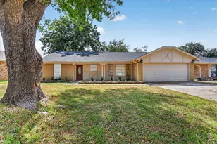1016 Westminster Ln, Mansfield, TX 76063 - Photo 1