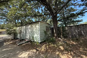 9505 Janet St, Hawk Cove, TX 75474 - Photo 22