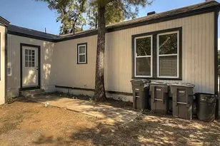 1705 N Riverside Dr, Fort Worth, TX 76111 - Photo 36