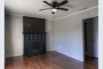 1705 N Riverside Drive #B, Fort Worth, TX 76111 - Photo 6
