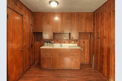 1705 N Riverside Drive #B, Fort Worth, TX 76111 - Photo 32