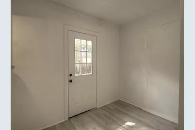 1705 N Riverside Drive #B, Fort Worth, TX 76111 - Photo 16