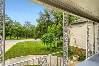 6915 E Grand Avenue, Dallas, TX 75223 - Photo 2