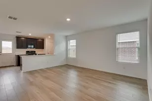 409 Laurenbrooke Dr, Anna, TX 75409 - Photo 4