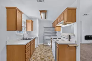 401 S Llano St, Whitney, TX 76692 - Photo 6