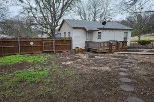 714 Jackson St, Weatherford, TX 76086 - Photo 16