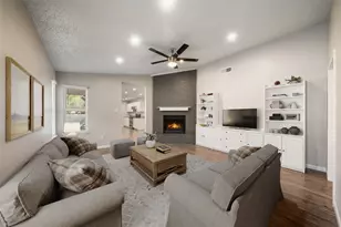2313 Markland St, Irving, TX 75060 - Photo 8