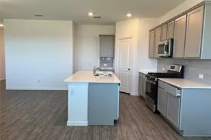 7213 Crepe Myrtle Ave, McKinney, TX 75071 - Photo 4