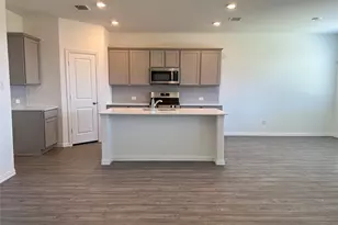 7213 Crepe Myrtle Ave, McKinney, TX 75071 - Photo 2
