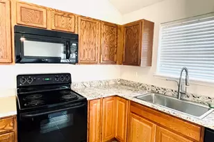 3041 Winding Meadow Trail, Princeton, TX 75407 - Photo 6