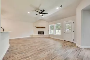 804 Vaquero St, White Settlement, TX 76108 - Photo 10