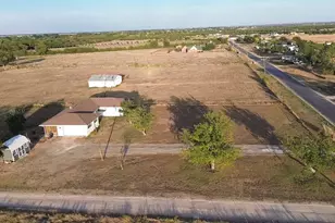 203 Farrar Rd, Waxahachie, TX 75165 - Photo 10