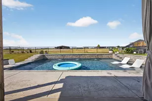 228 Chambers Creek Trail, Alvarado, TX 76009 - Photo 32
