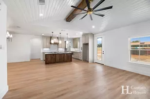 2485 Cotton Dale Rd, Springtown, TX 76082 - Photo 8