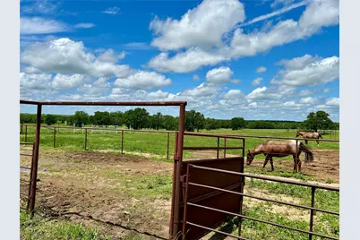 2886 Tx-59 Highway S, Bowie, TX 76230 - Photo 30