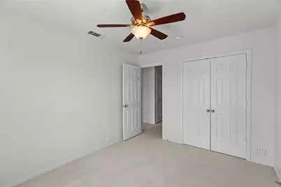 565 Legends Drive, Lewisville, TX 75057 - Photo 20