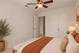 565 Legends Dr, Lewisville, TX 75057 - Photo 38