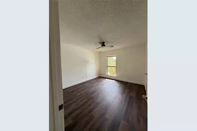 536 Valley Park Drive, Garland, TX 75043 - Photo 18