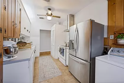 2619 S Adams, Fort Worth, TX 76110 - Photo 12