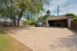 2619 S Adams, Fort Worth, TX 76110 - Photo 36