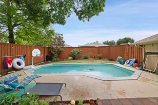 3708 Bishop Hill Dr, Carrollton, TX 75007 - Photo 34