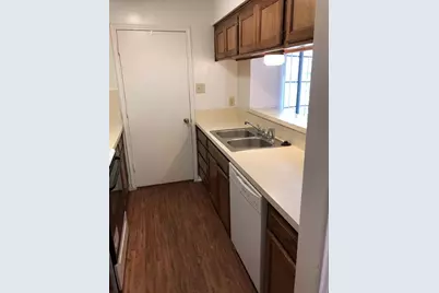 211 Alston Court, Mansfield, TX 76063 - Photo 10