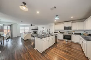 10541 Rising Knoll Ln, Fort Worth, TX 76131 - Photo 6