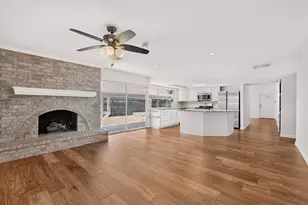 1901 Paxton Dr, Carrollton, TX 75007 - Photo 10