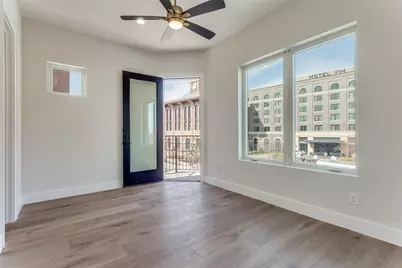 250 E Dallas Street #114, Grapevine, TX 76051 - Photo 20