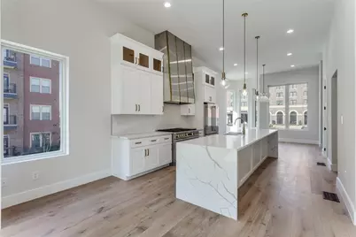 250 E Dallas Street #114, Grapevine, TX 76051 - Photo 8