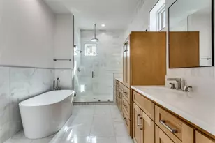 250 E Dallas St, Grapevine, TX 76051 - Photo 18