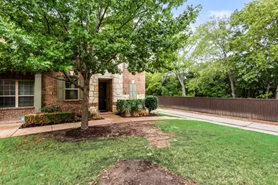 1613 Black Duck Terrace #F, Carrollton, TX 75010 - Photo 4
